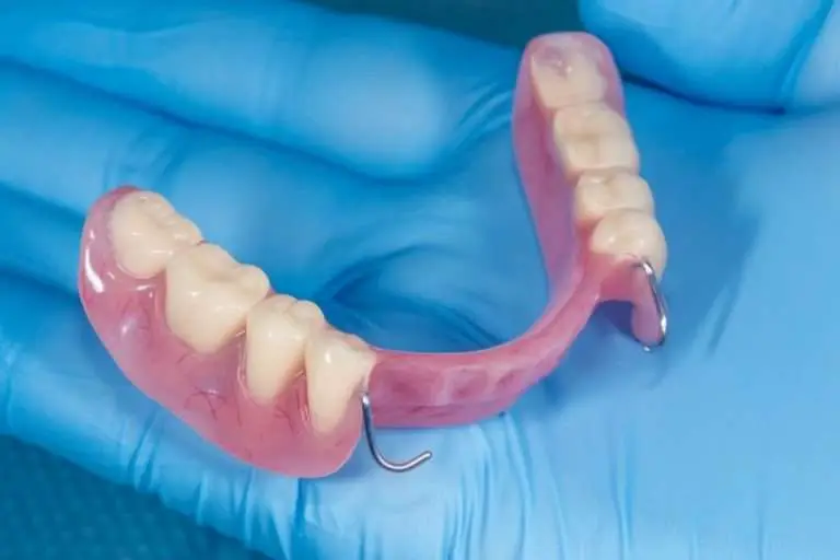 Denture-out-mouth