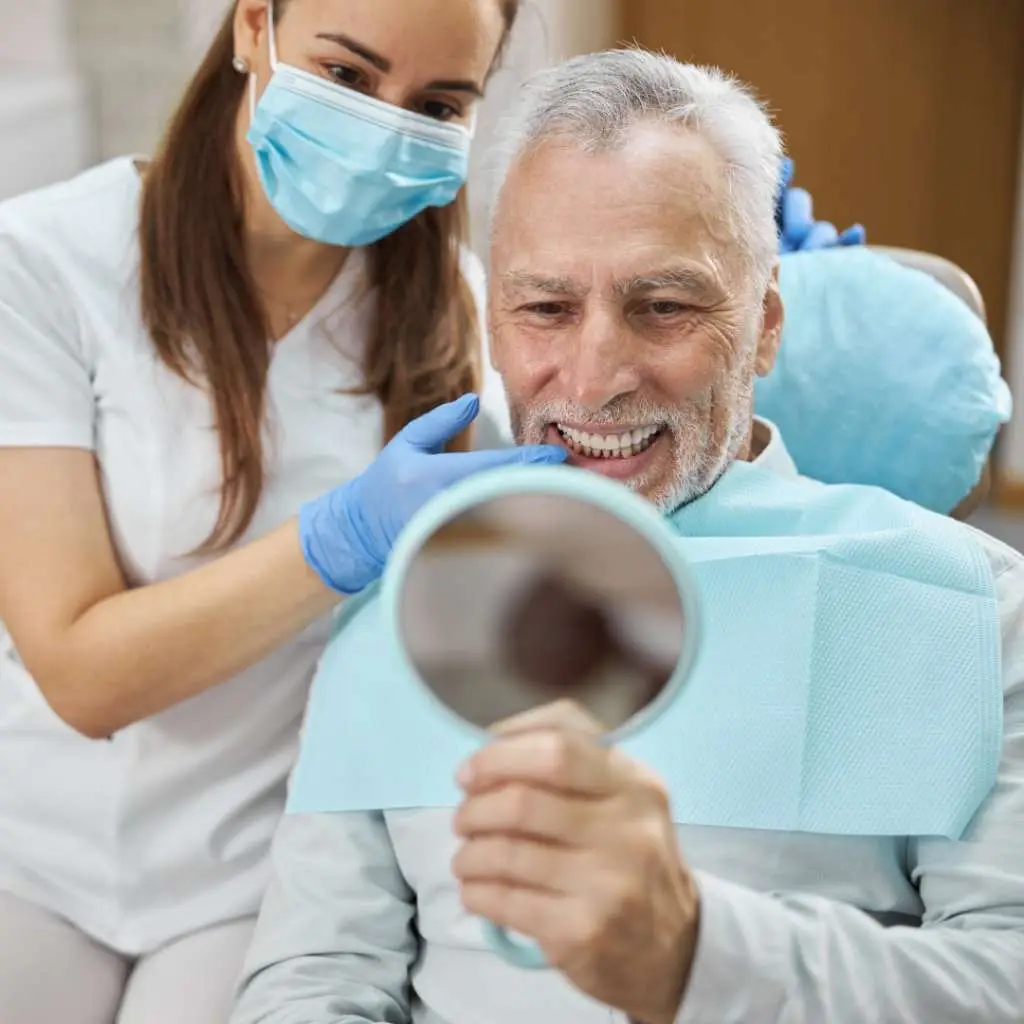 implantes dentales efectos secundarios