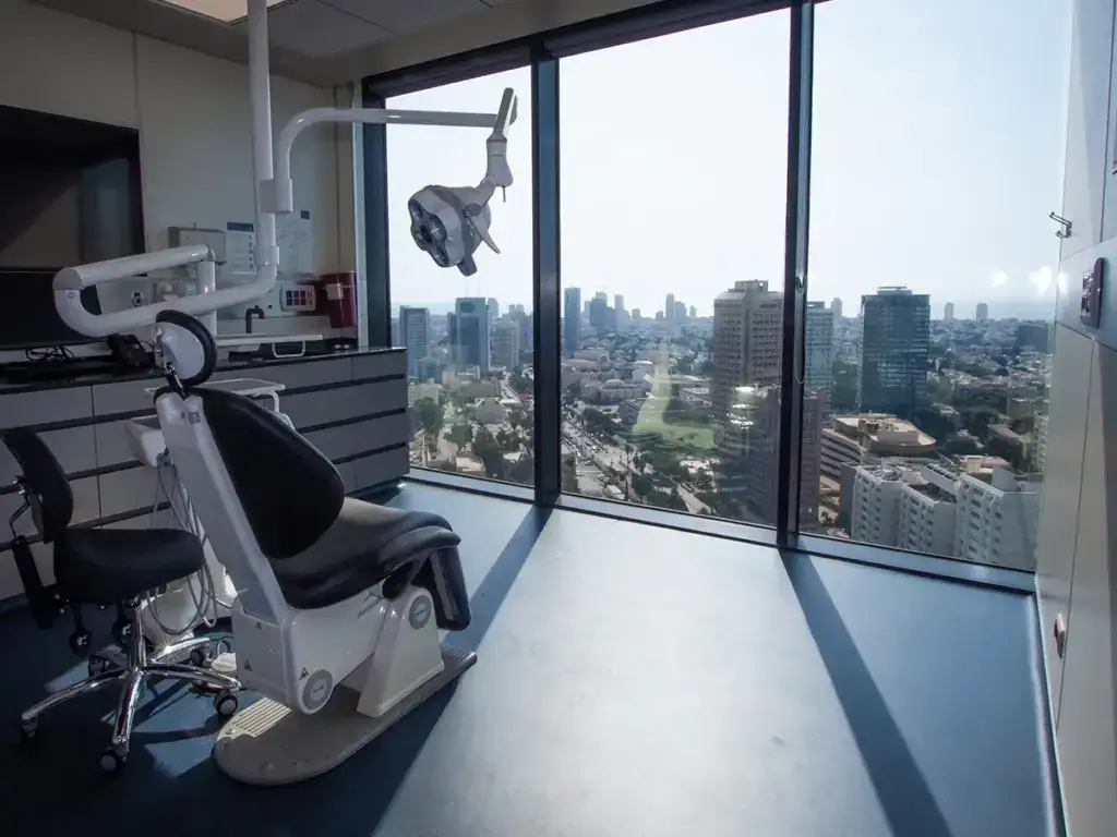 Expert dental office Tel Aviv
