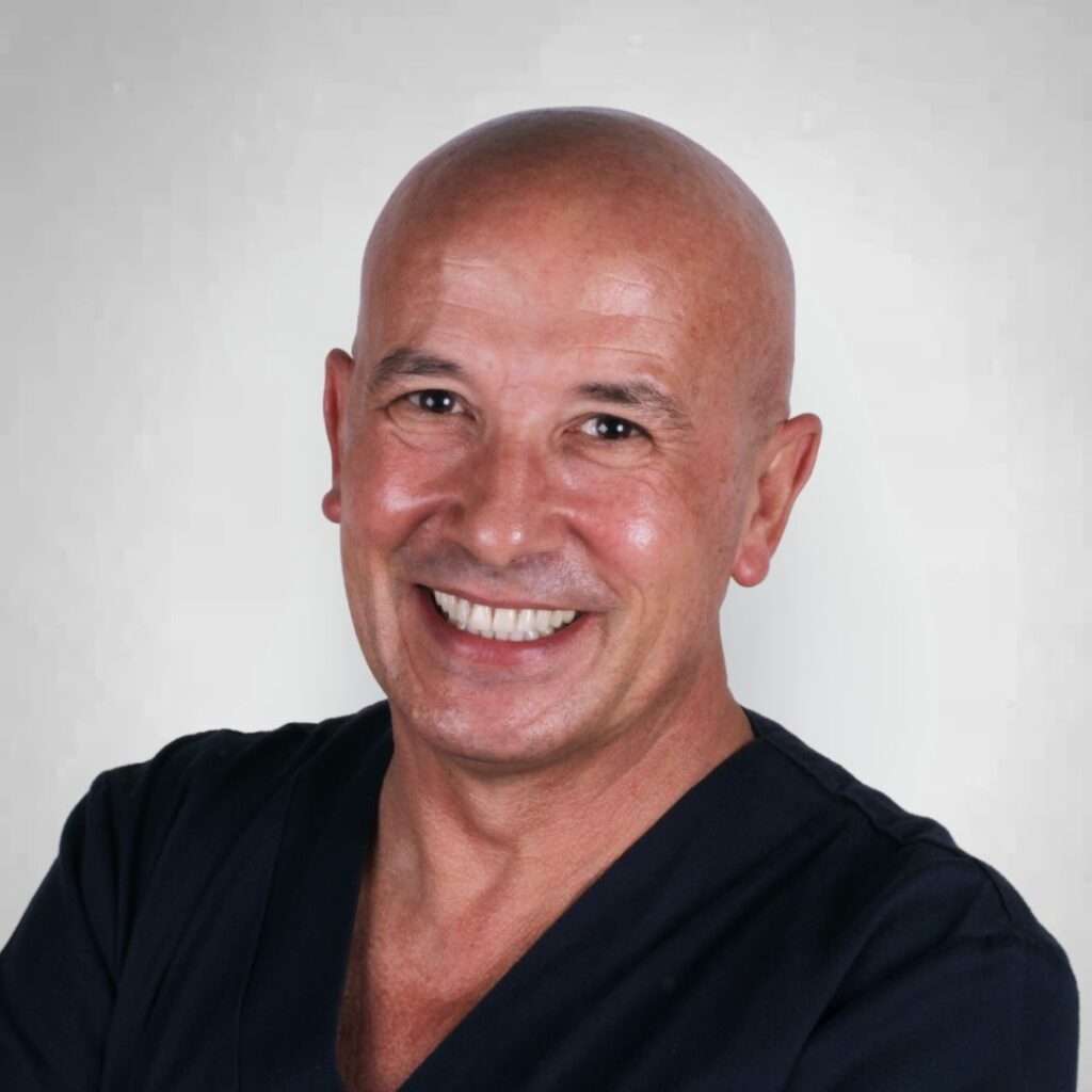 Dr Pedro Guitina experto dentista Vigo