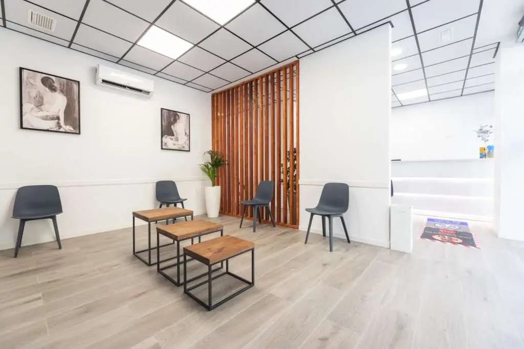 Santident, ZAGA Center Valencia, Professional dentists in Valencia, Spain.
