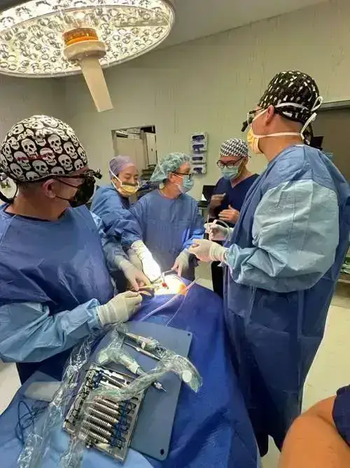ZAGA Center Adelaide's team attending a patient