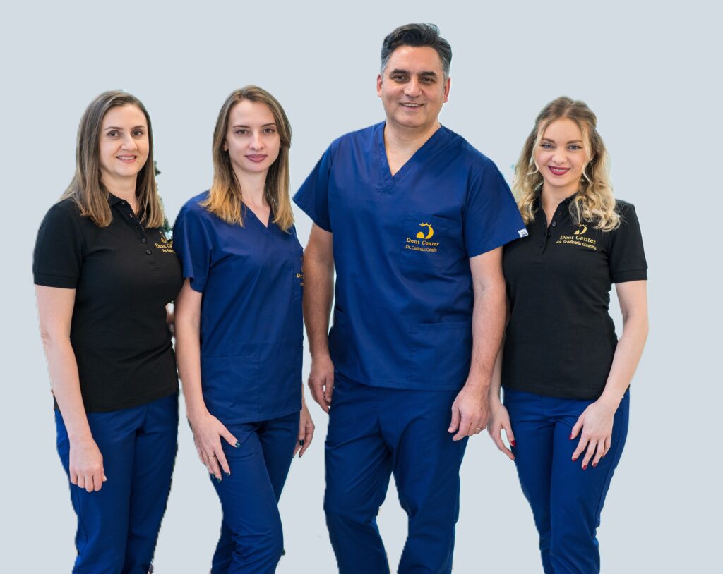 Echipa de stomatologi profesionisti pentru implanturi dentare in Iasi