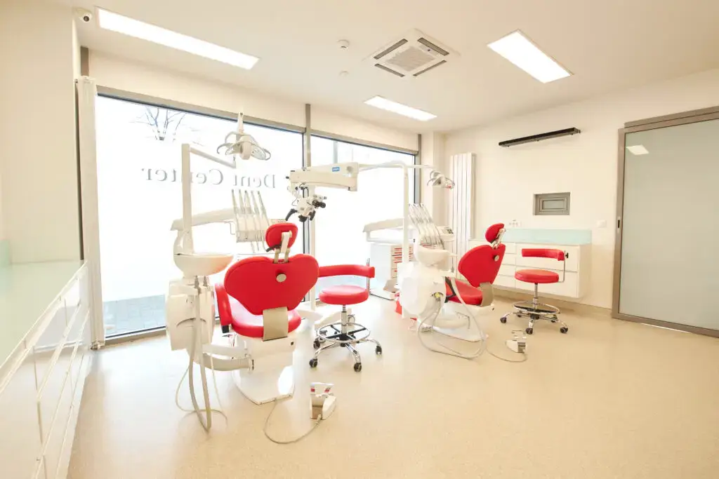 Operations room from ZAGA Center Iasi, experts in dental implants